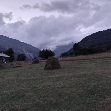 Tebdi Qor, Warm Home Mestia Eksteriør bilde